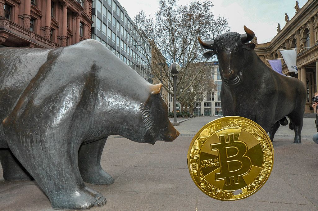 Bulle und Bär vor der Frankfurter Börse